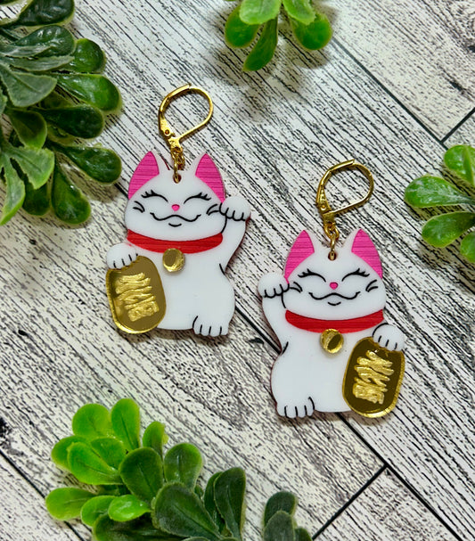 Maneki-Neko Acrylic Japanese Anime Dangle Earrings - Lucky Cat Earring